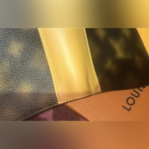 🔥 Louis Vuitton ‘Blurry’ Monogram Slim Wallet - Picture 15 of 16